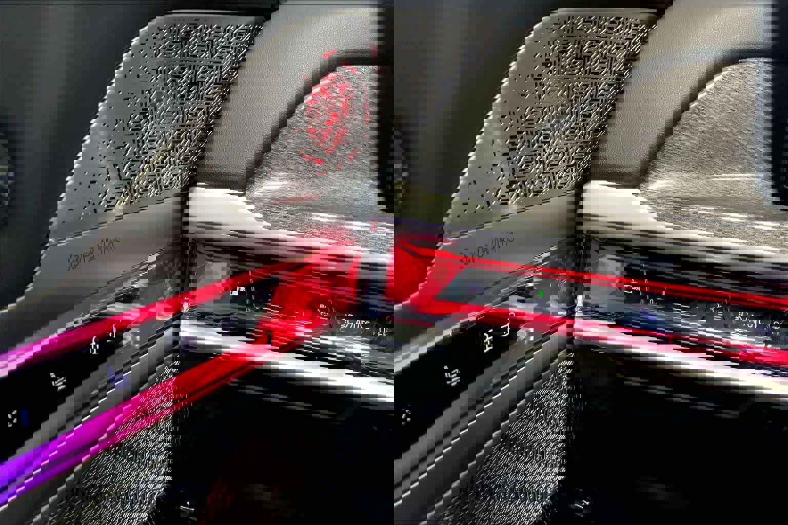 Certified 2023 BMW 760i xDrive image 33