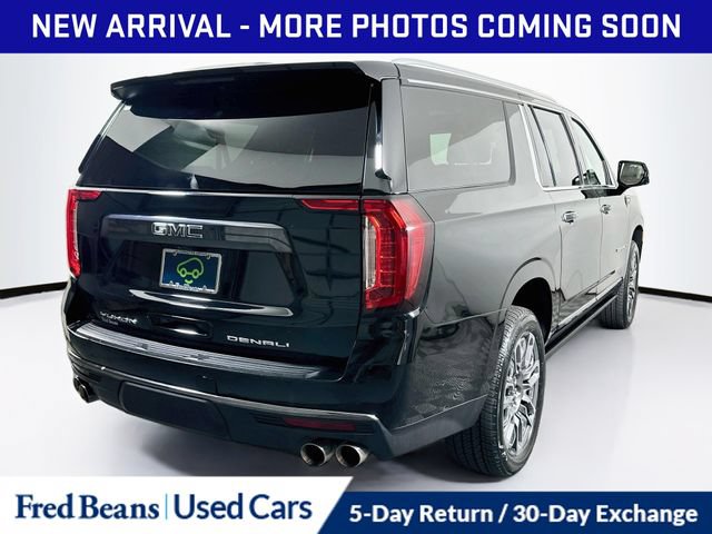 Used 2023 GMC Yukon XL Denali Ultimate AWD/4WD image 10