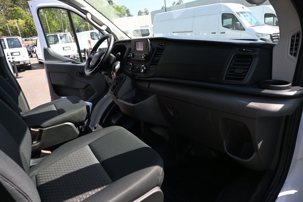Used 2025 Ford Transit 250 Low Roof w/ Exterior Upgrade Package image 19