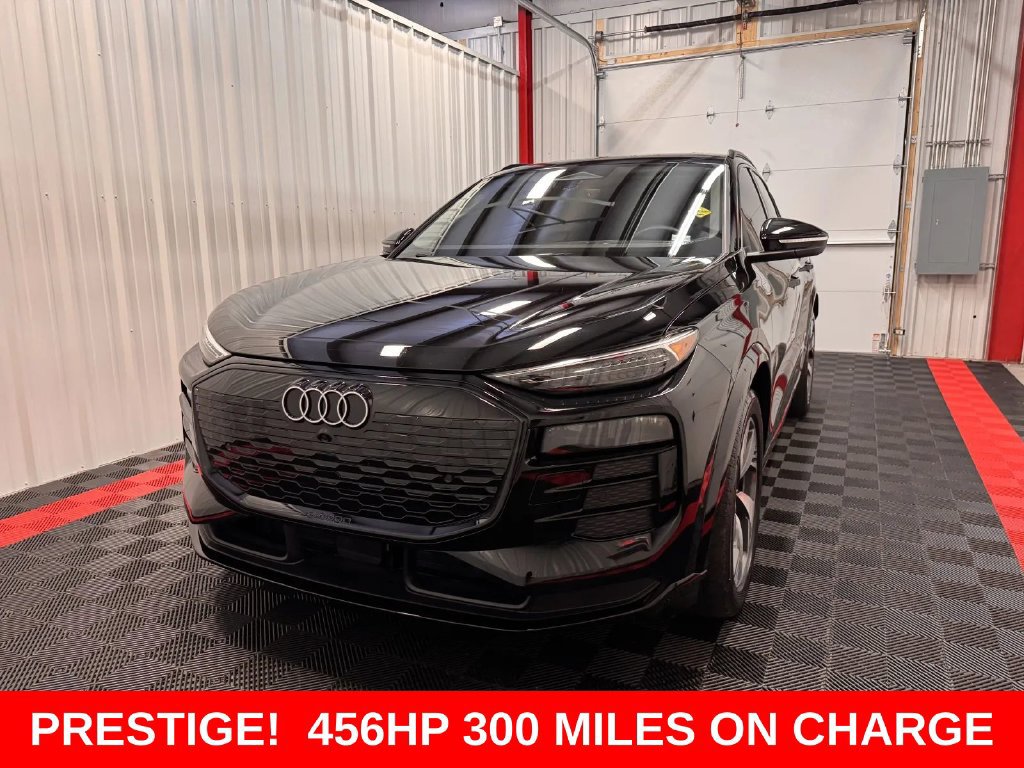 Used 2025 Audi Q6 e-tron Prestige w/ 20" Wheel Package AWD/4WD image 9