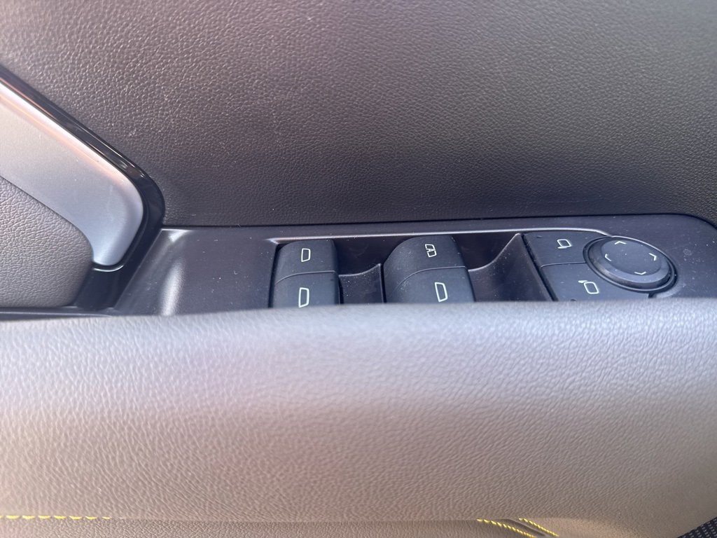 Used 2024 Chevrolet Colorado ZR2 w/ ZR2 Convenience Package III image 17