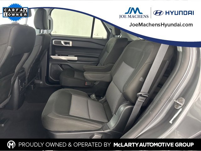 Used 2023 Ford Explorer XLT image 28