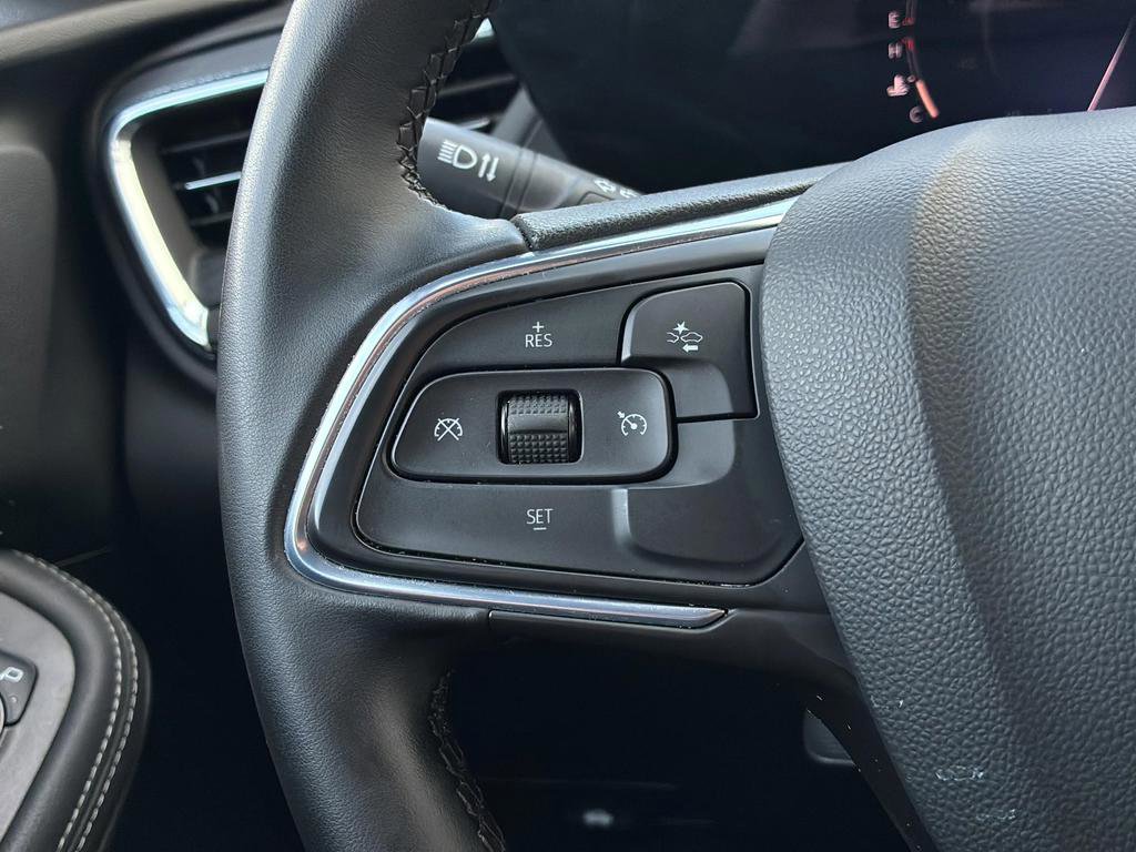 Used 2024 Buick Encore GX Sport Touring w/ Advanced Technology Package FWD image 24