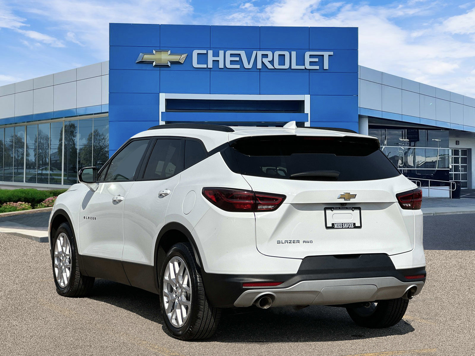 Certified 2023 Chevrolet Blazer LT AWD/4WD image 3