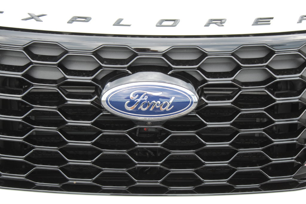 New 2026 Ford Explorer ST w/ Sun And Sound Package AWD/4WD image 9