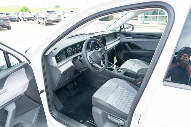 New 2026 Volkswagen Tiguan S FWD image 17