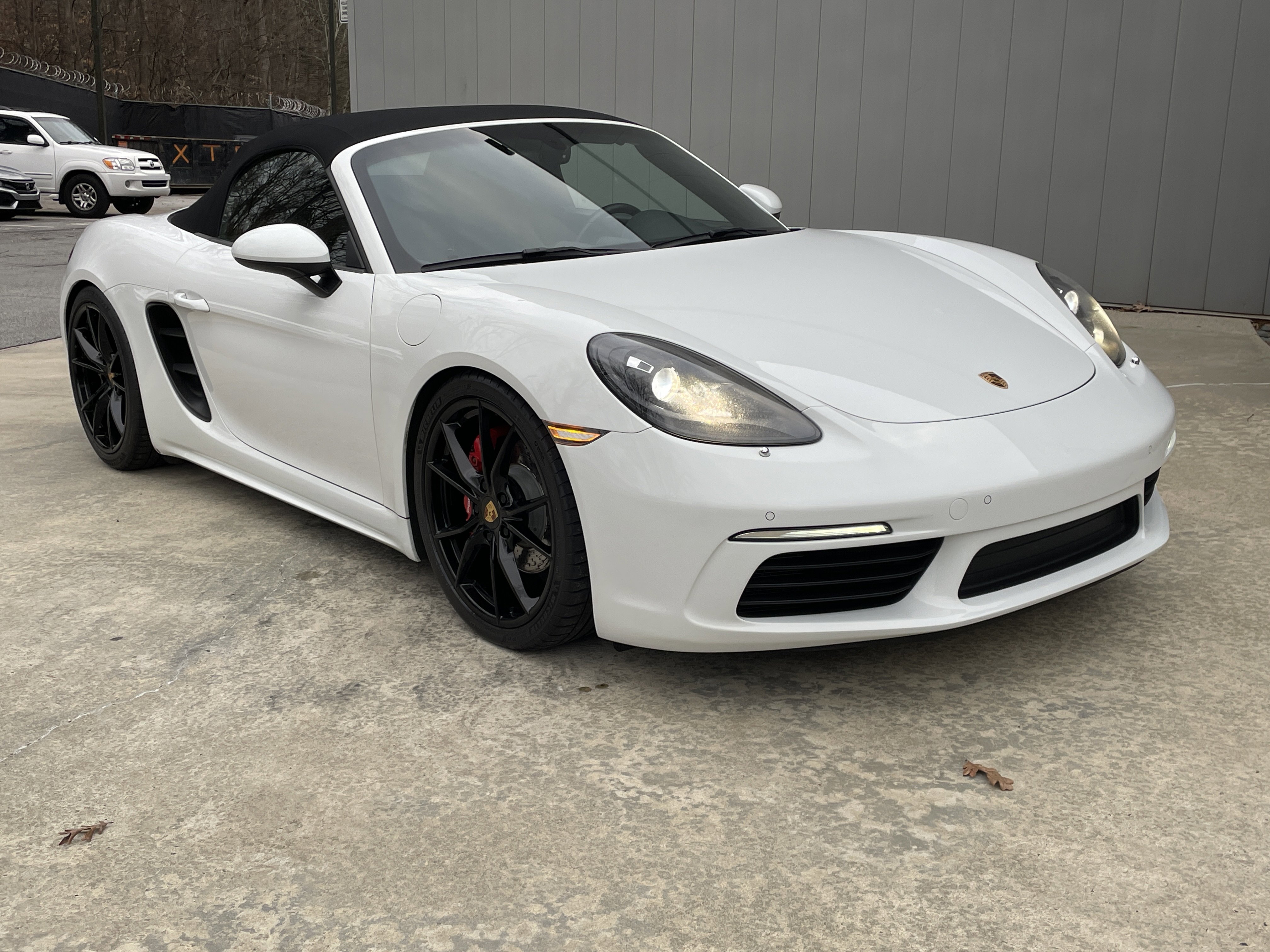 Used 2017 Porsche 718 Boxster S image 8