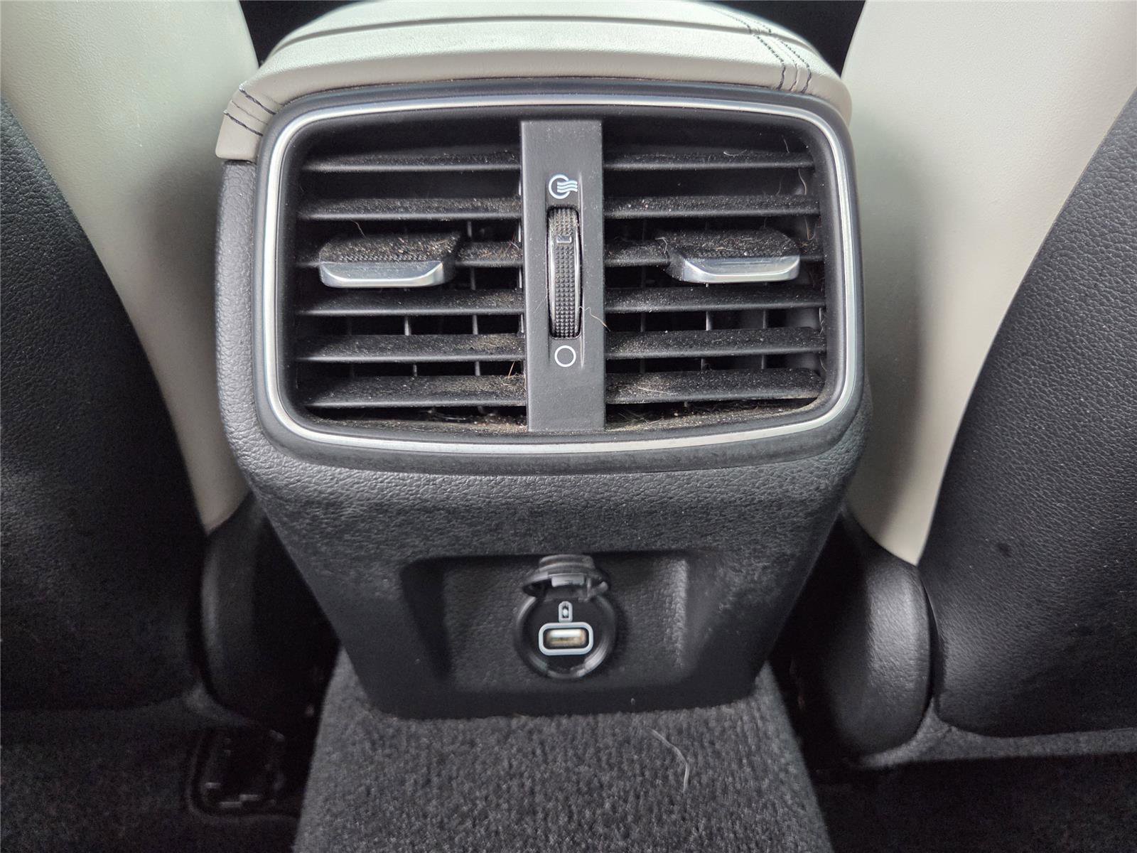 Used 2023 Genesis G70 3.3T w/ Sport Prestige Package RWD image 23