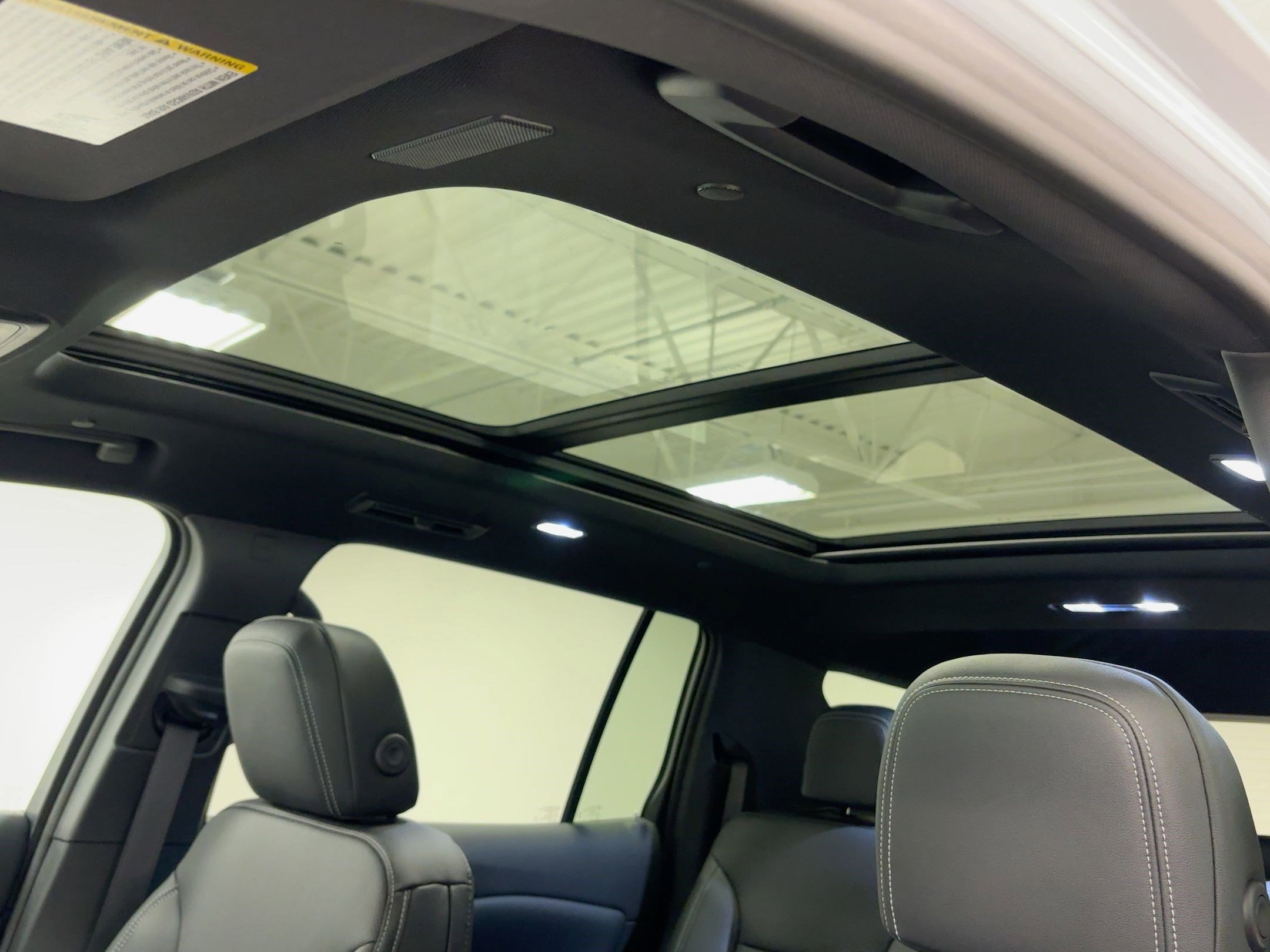 New 2026 Chevrolet Traverse LT w/ Sun and Wheel Package image 13