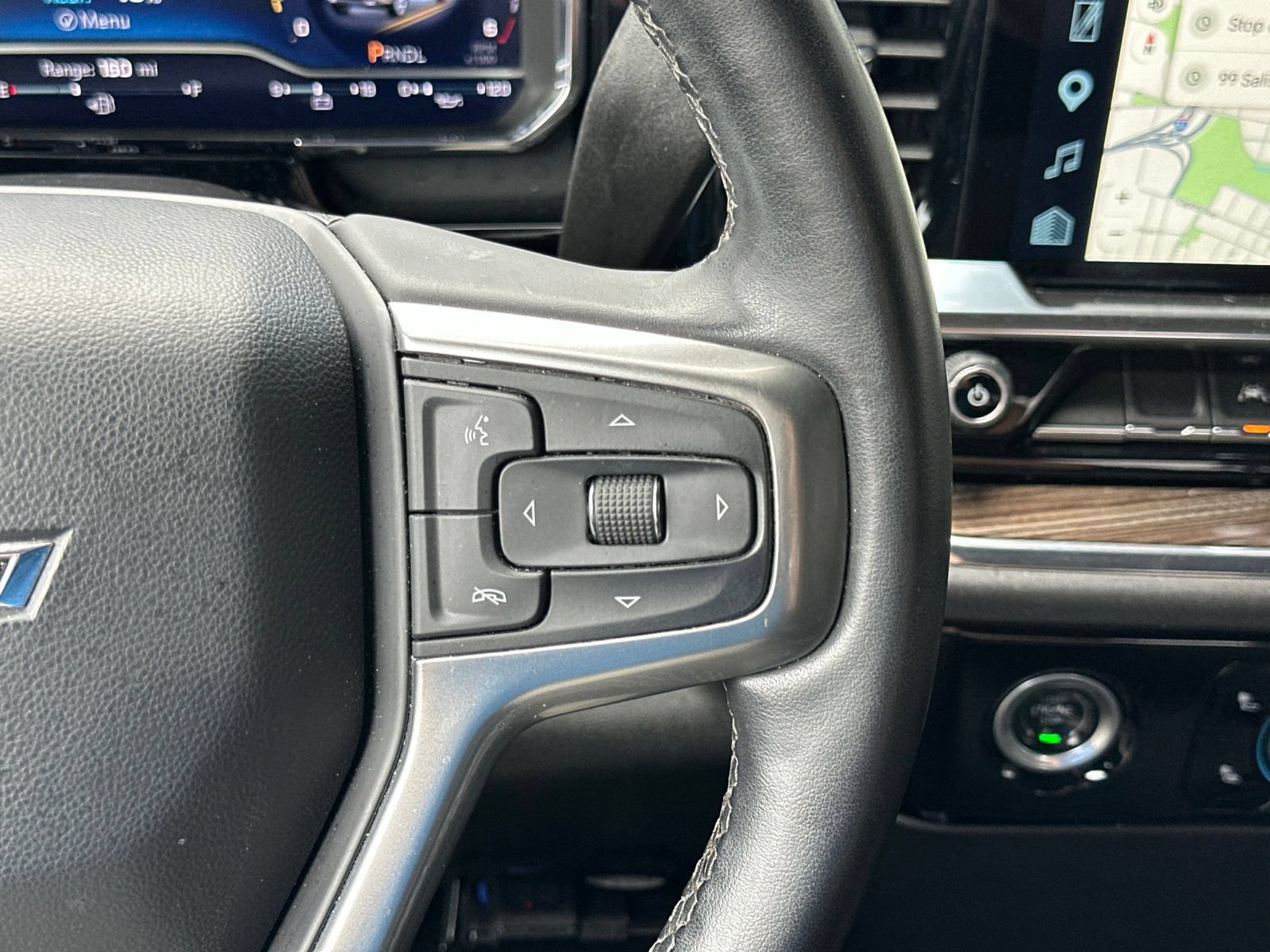 Used 2024 Chevrolet Silverado 1500 RST AWD/4WD image 30