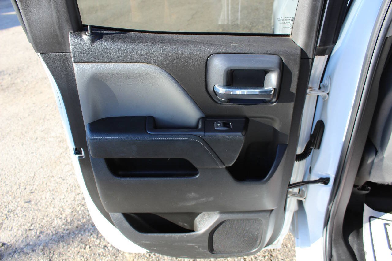 Used 2015 Chevrolet Silverado 2500 W/T AWD/4WD image 21