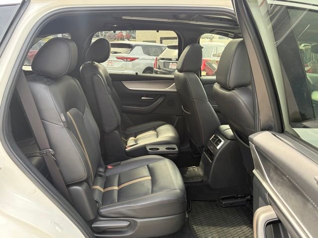 Used 2024 MAZDA CX-90 3.3 Turbo w/ Premium Plus Pkg image 28