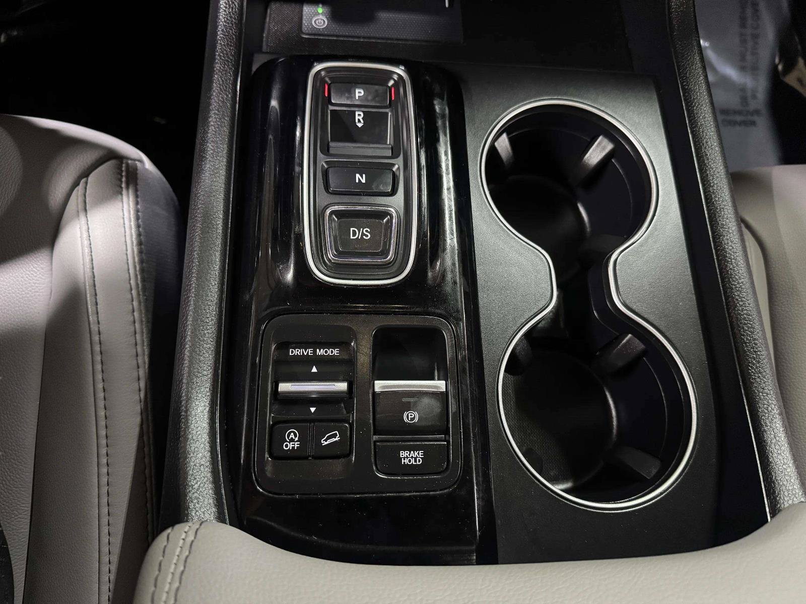 Used 2025 Honda Pilot EX-L image 41