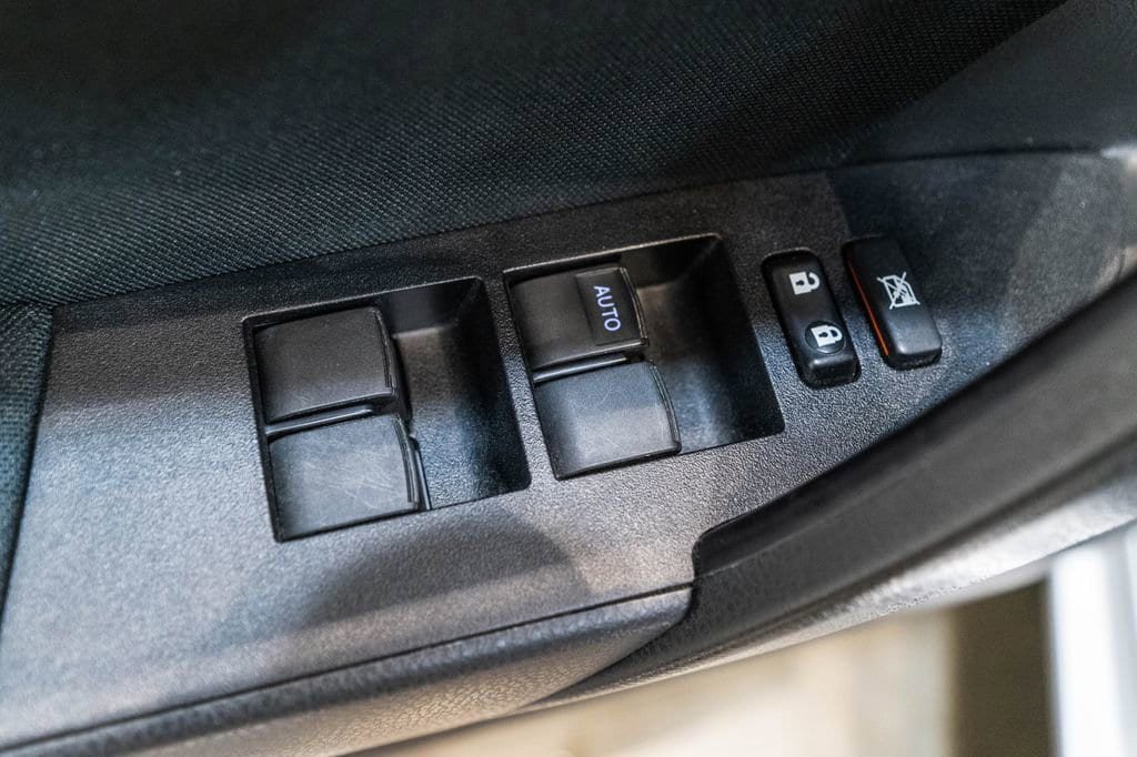 Used 2016 Toyota Corolla LE FWD image 20