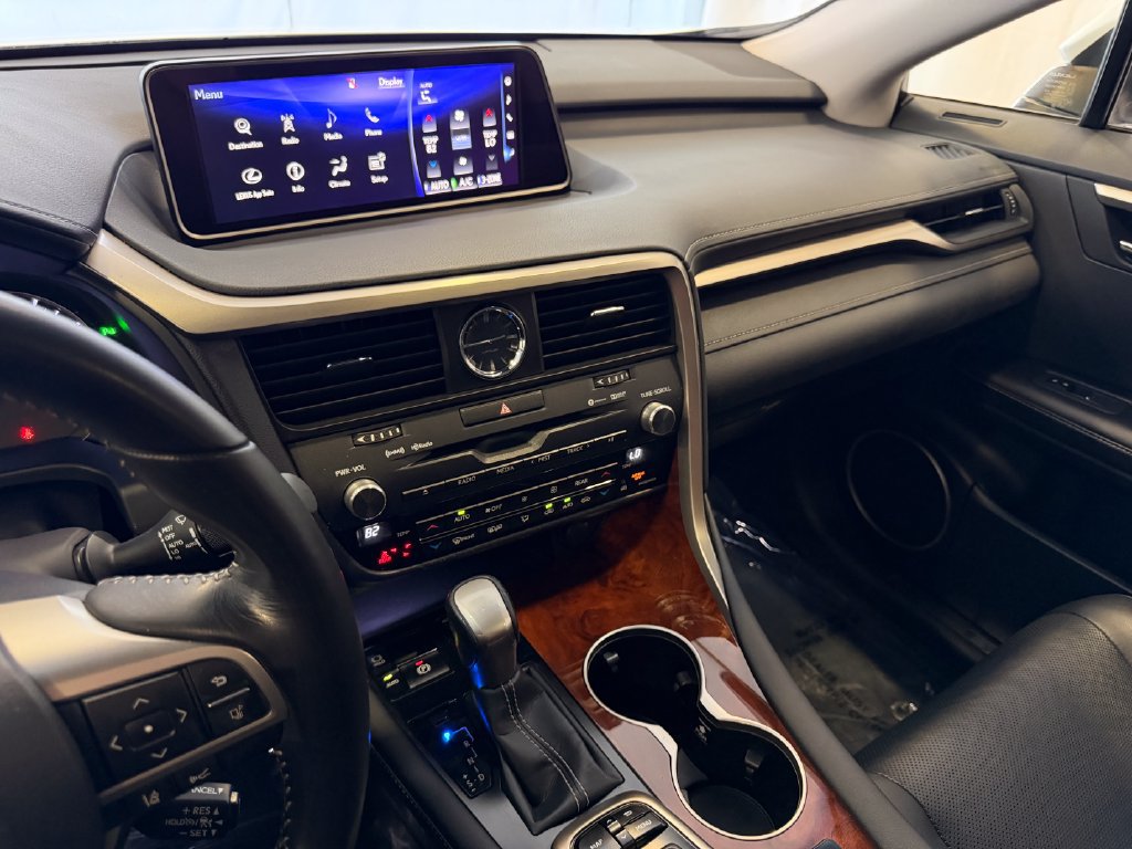 Used 2018 Lexus RX 450hL Premium w/ Premium Package AWD/4WD image 16