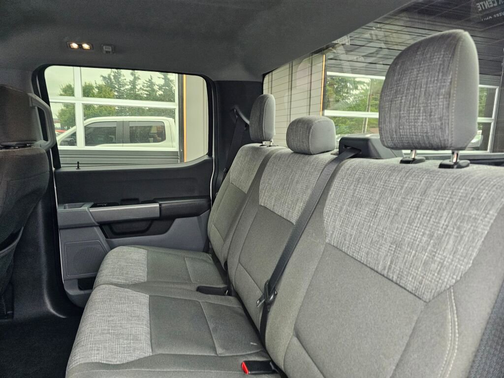 Used 2022 Ford F150 XLT w/ Trailer Tow Package image 16