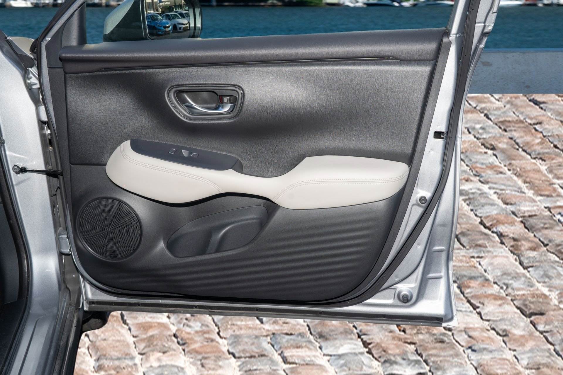 Certified 2023 Honda HR-V LX image 8