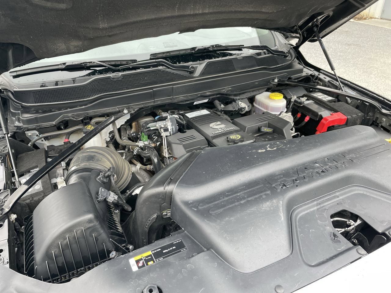 Used 2024 RAM 2500 Laramie w/ Safety Group AWD/4WD image 25