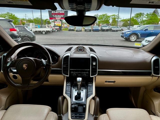 Used 2013 Porsche Cayenne AWD/4WD image 22