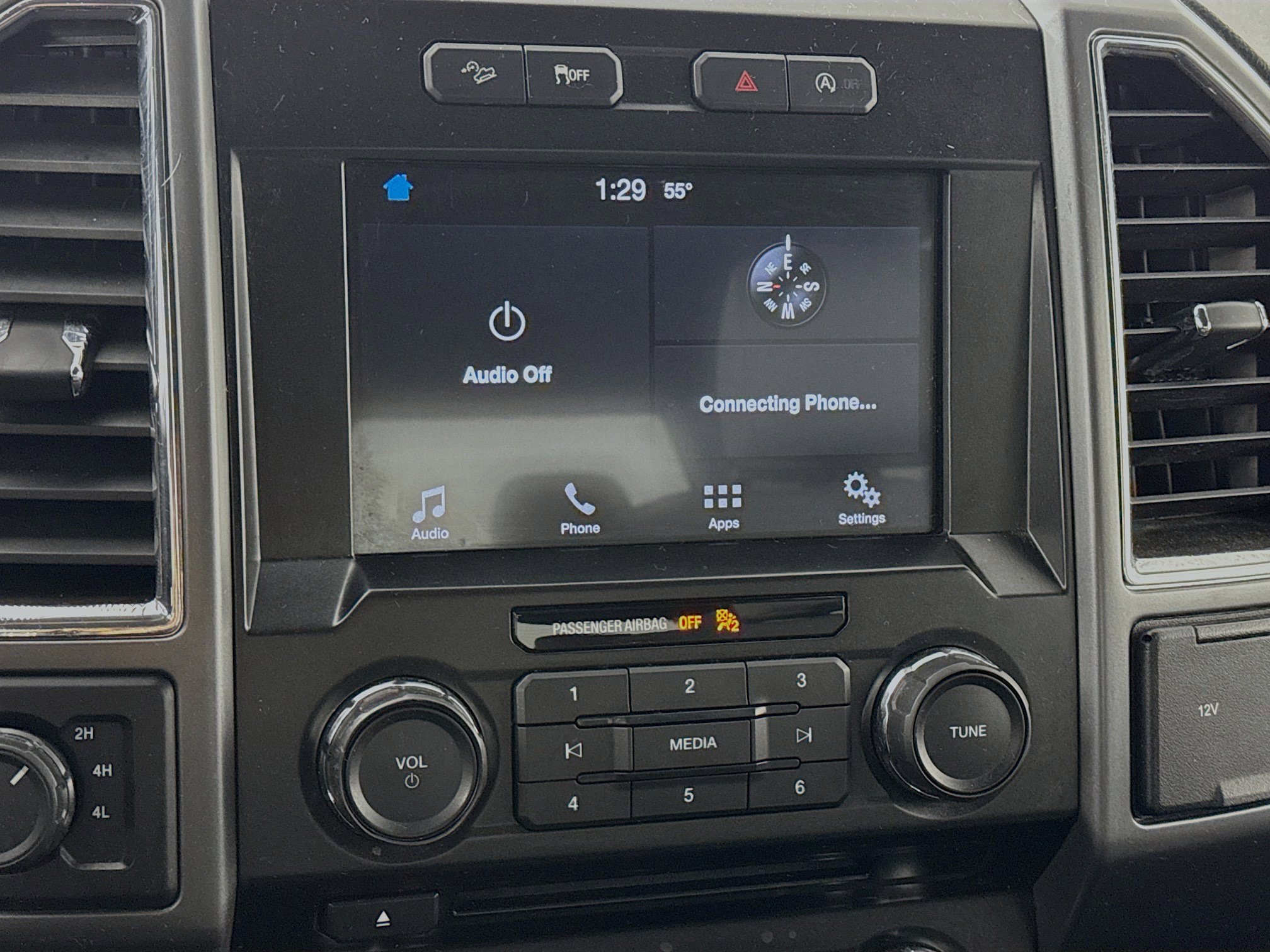 Used 2016 Ford F150 XLT w/ Equipment Group 302A Luxury image 14