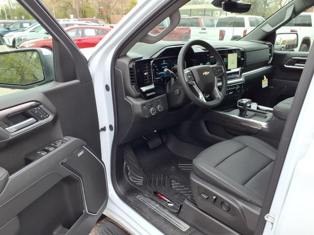 New 2026 Chevrolet Silverado 1500 LTZ w/ LTZ Premium Package AWD/4WD image 10