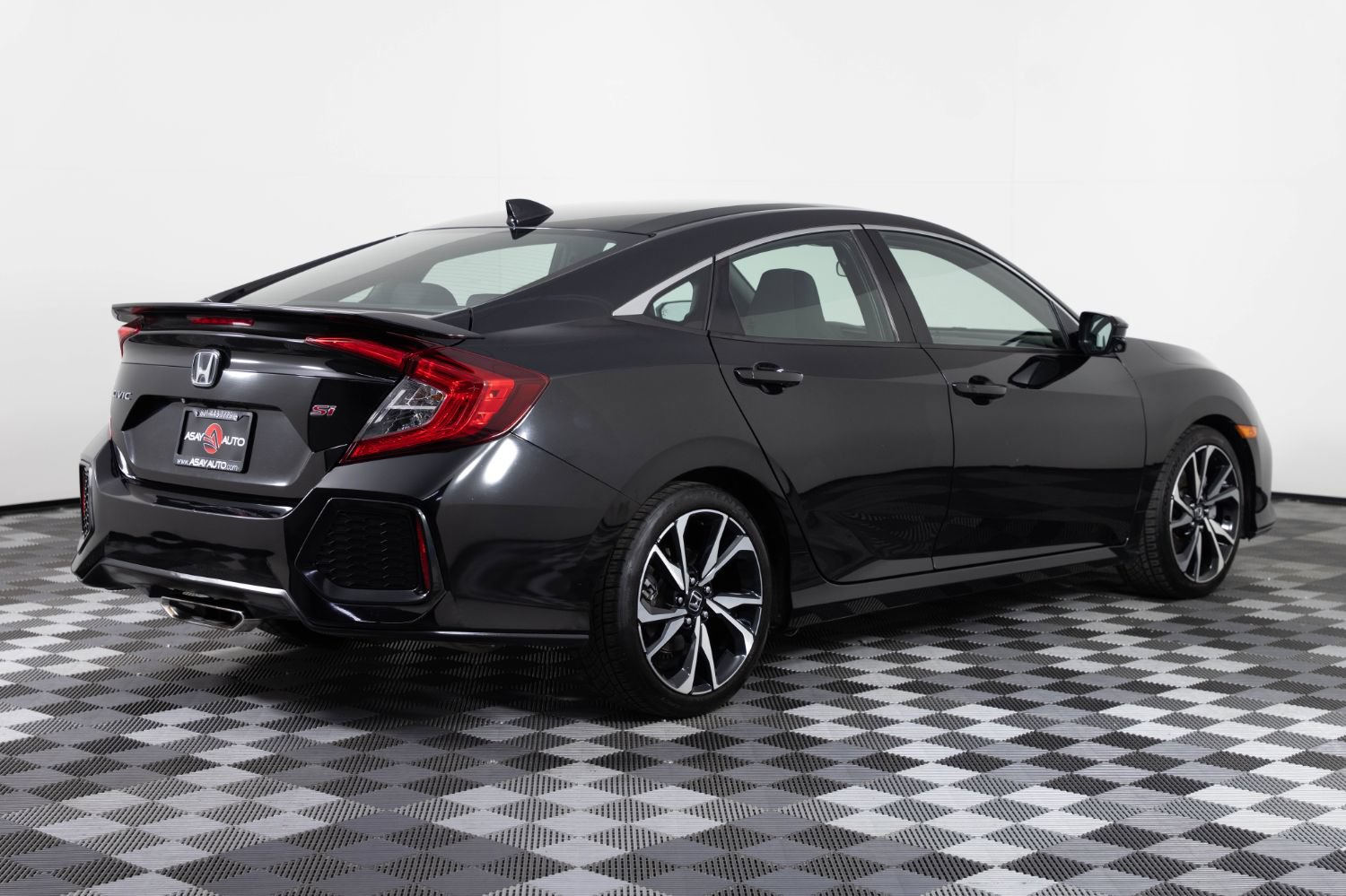 Used 2018 Honda Civic Si image 8