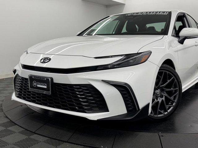 Certified 2025 Toyota Camry SE FWD video 3