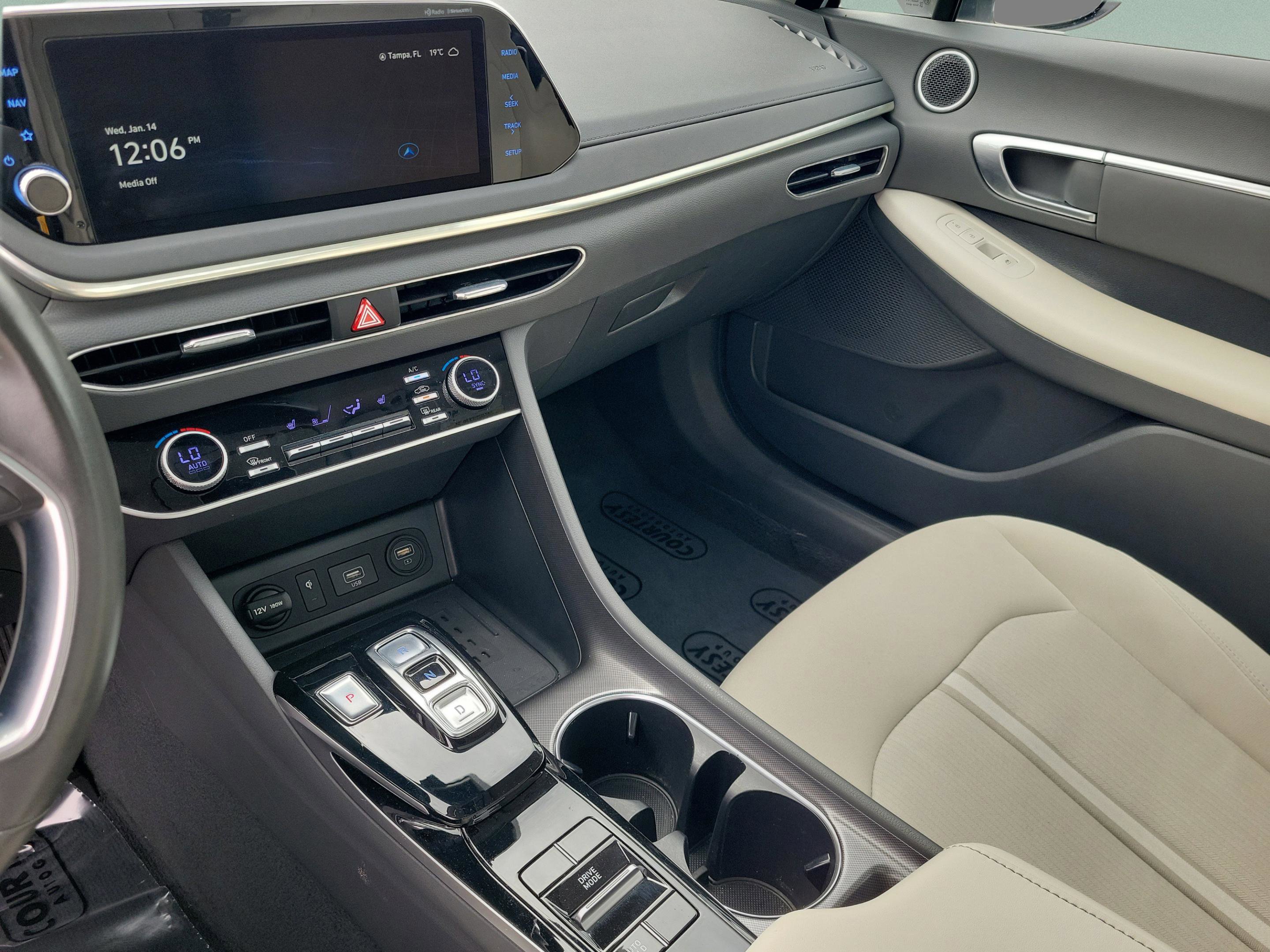 Used 2023 Hyundai Sonata SEL w/ Convenience Package image 32