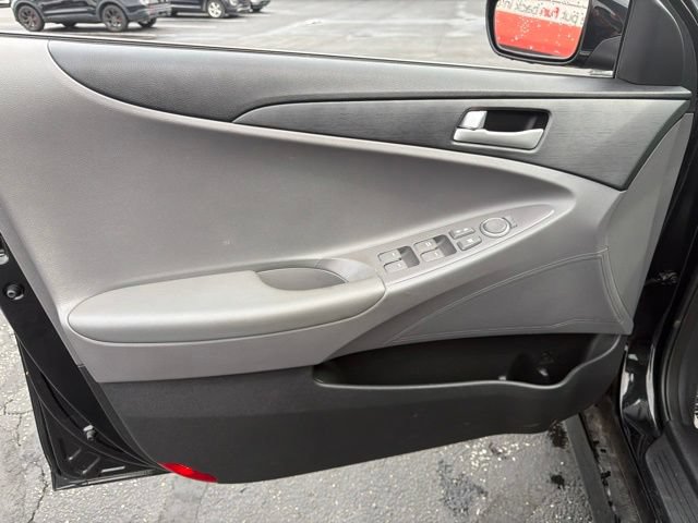 Used 2014 Hyundai Sonata GLS FWD image 11