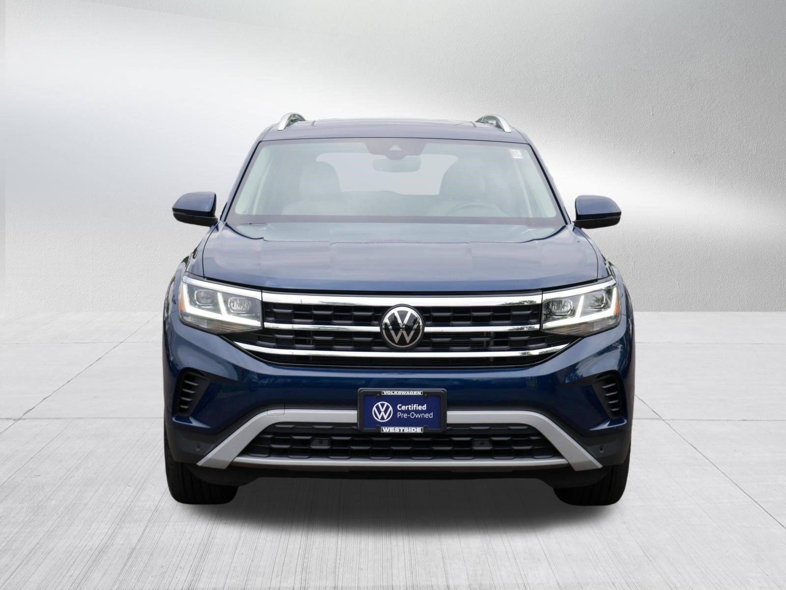Certified 2023 Volkswagen Atlas SEL AWD/4WD image 2