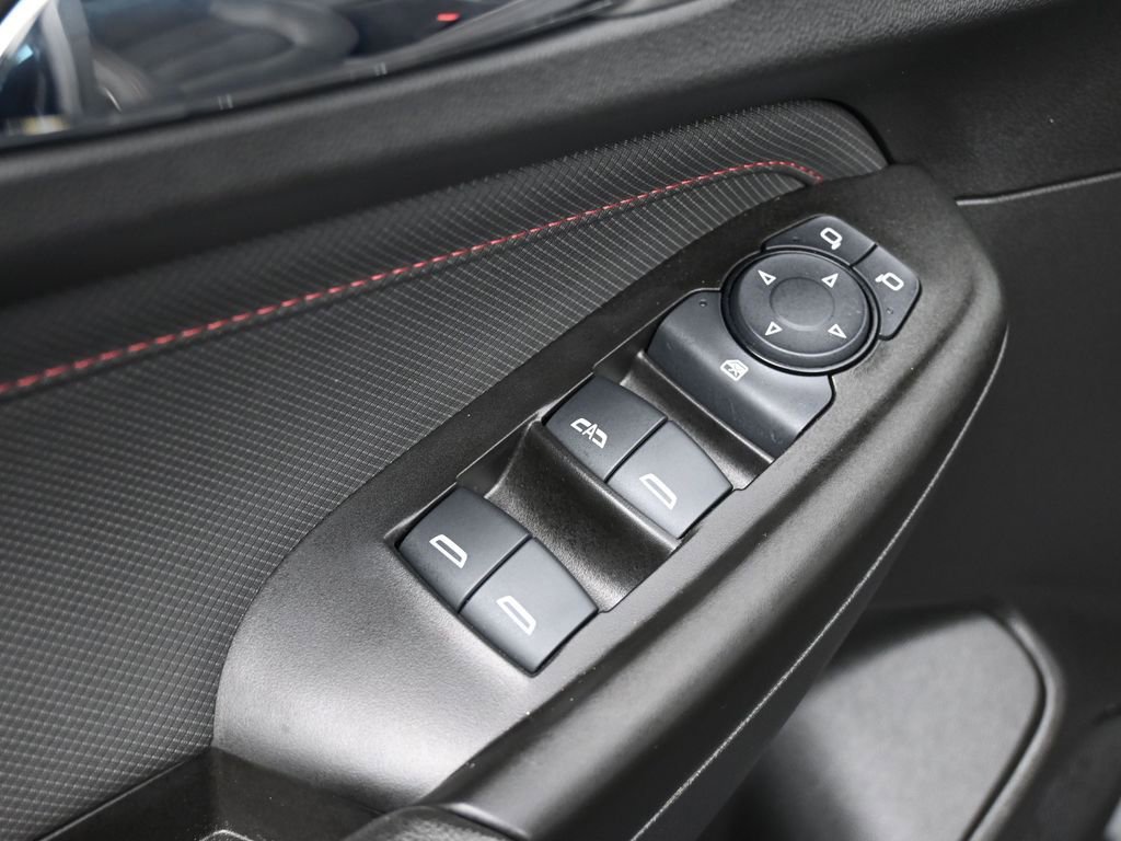 Used 2023 Chevrolet TrailBlazer RS w/ Convenience Package image 29