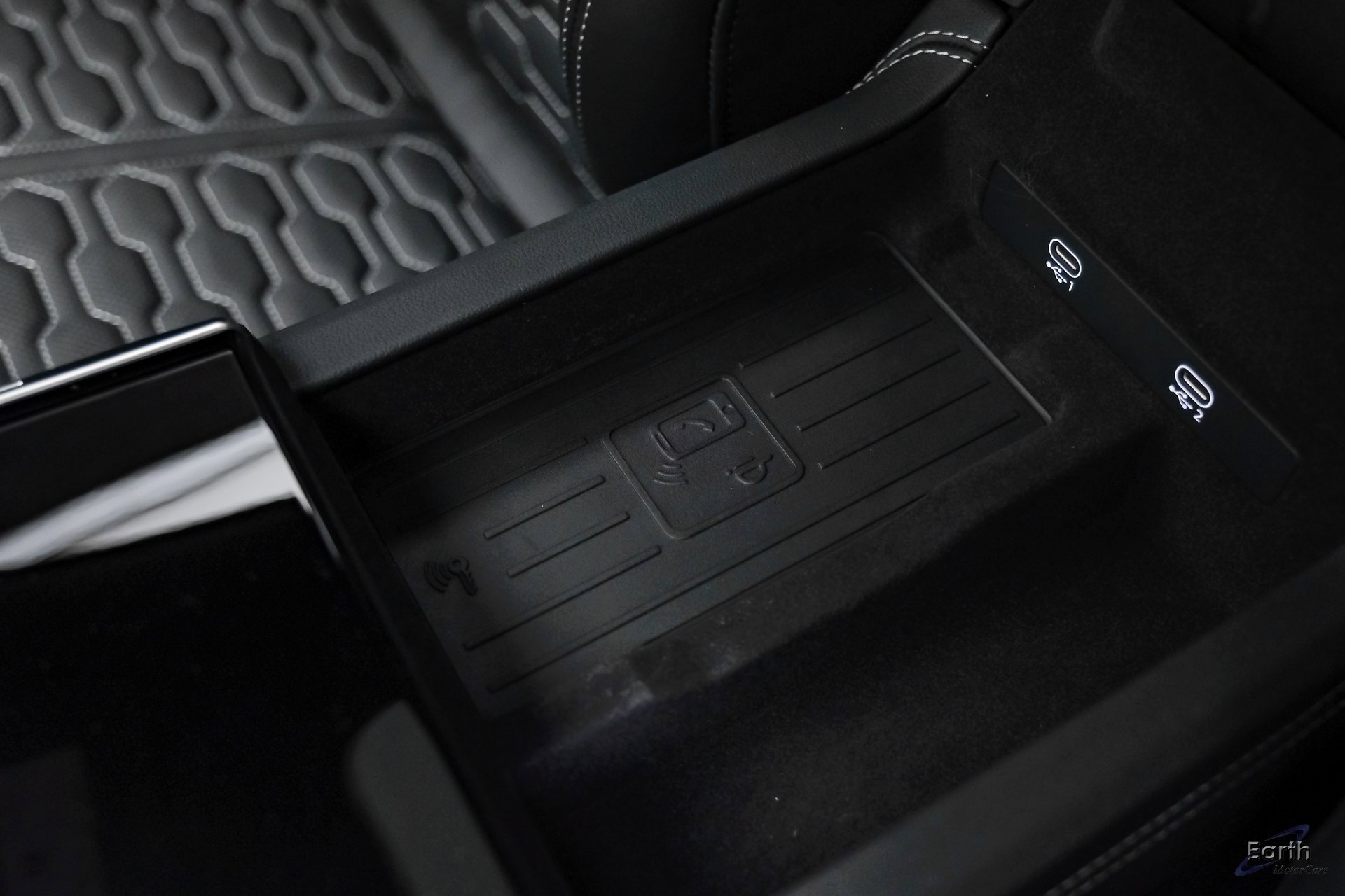 Used 2025 Audi RS 6 performance image 56