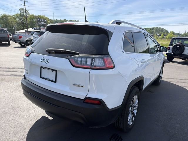 Used 2021 Jeep Cherokee Latitude Plus AWD/4WD image 3