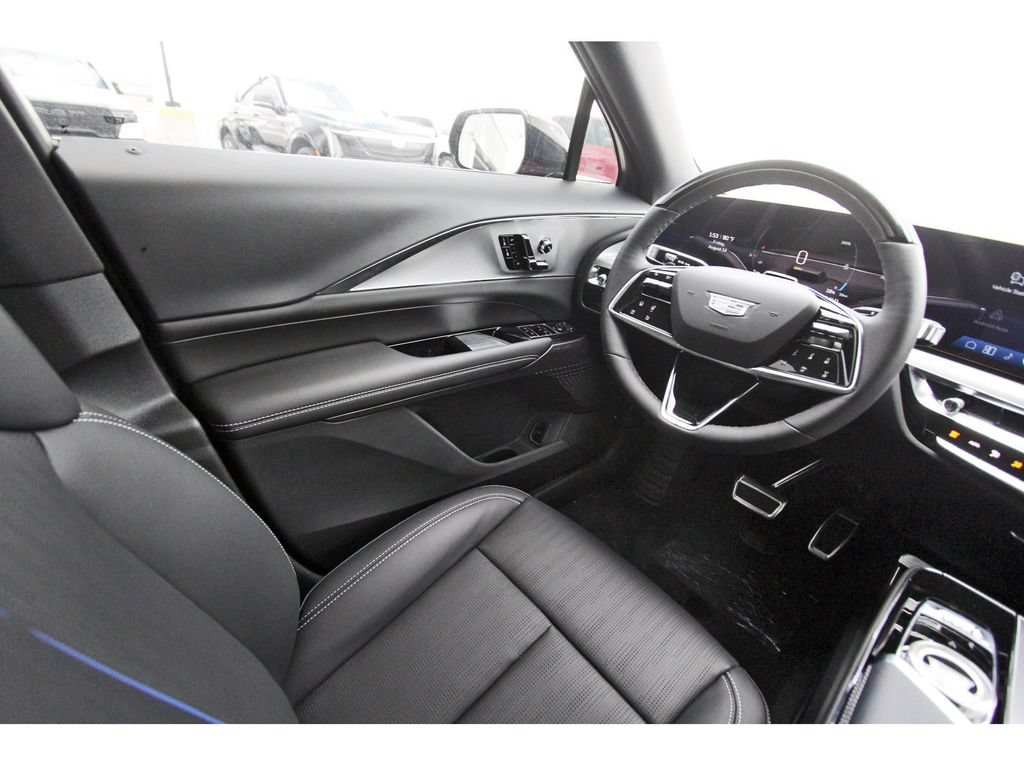 New 2027 Cadillac Lyriq Sport AWD/4WD image 8