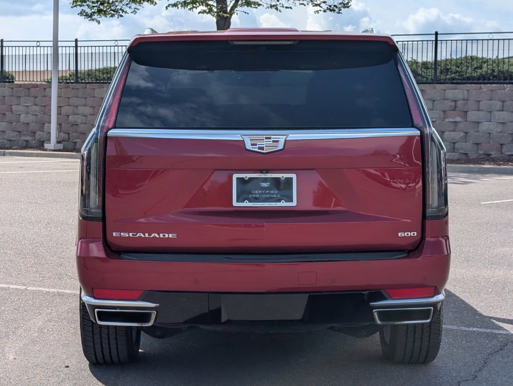 Certified 2022 Cadillac Escalade Luxury AWD/4WD image 4