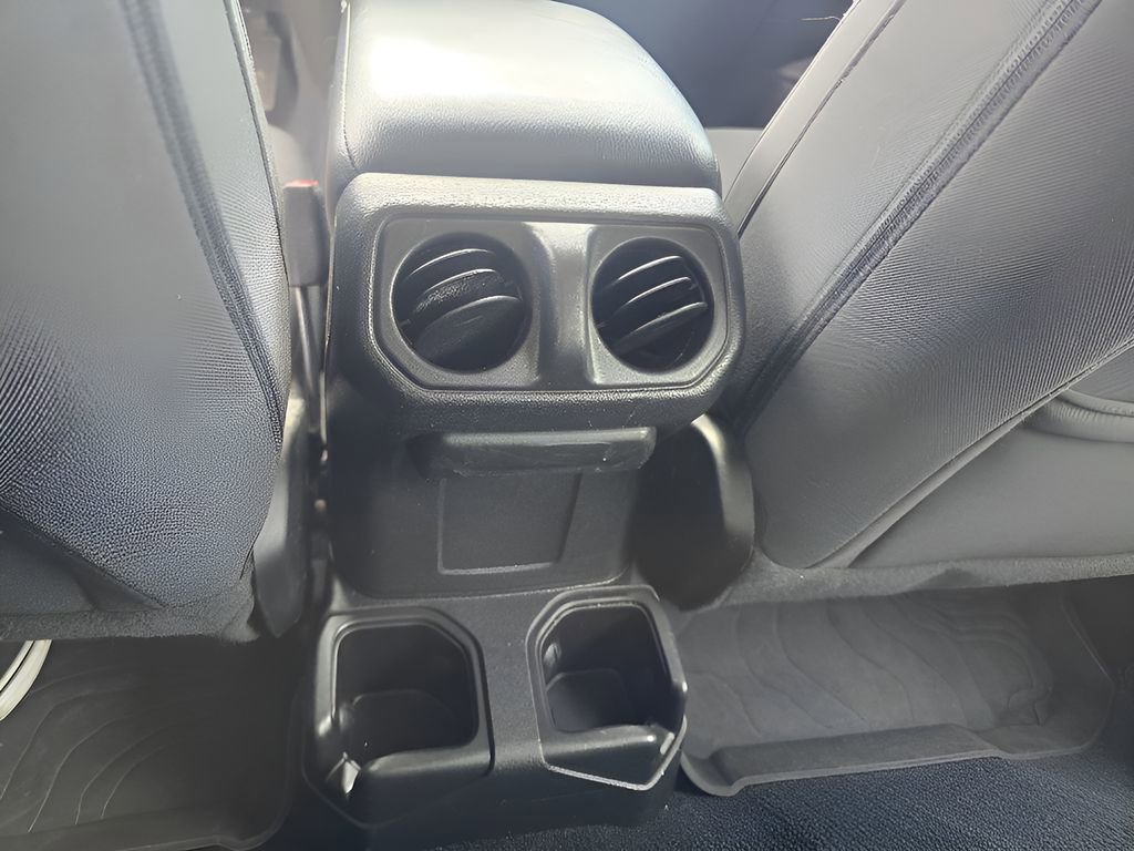 Used 2023 Jeep Wrangler Sport image 28