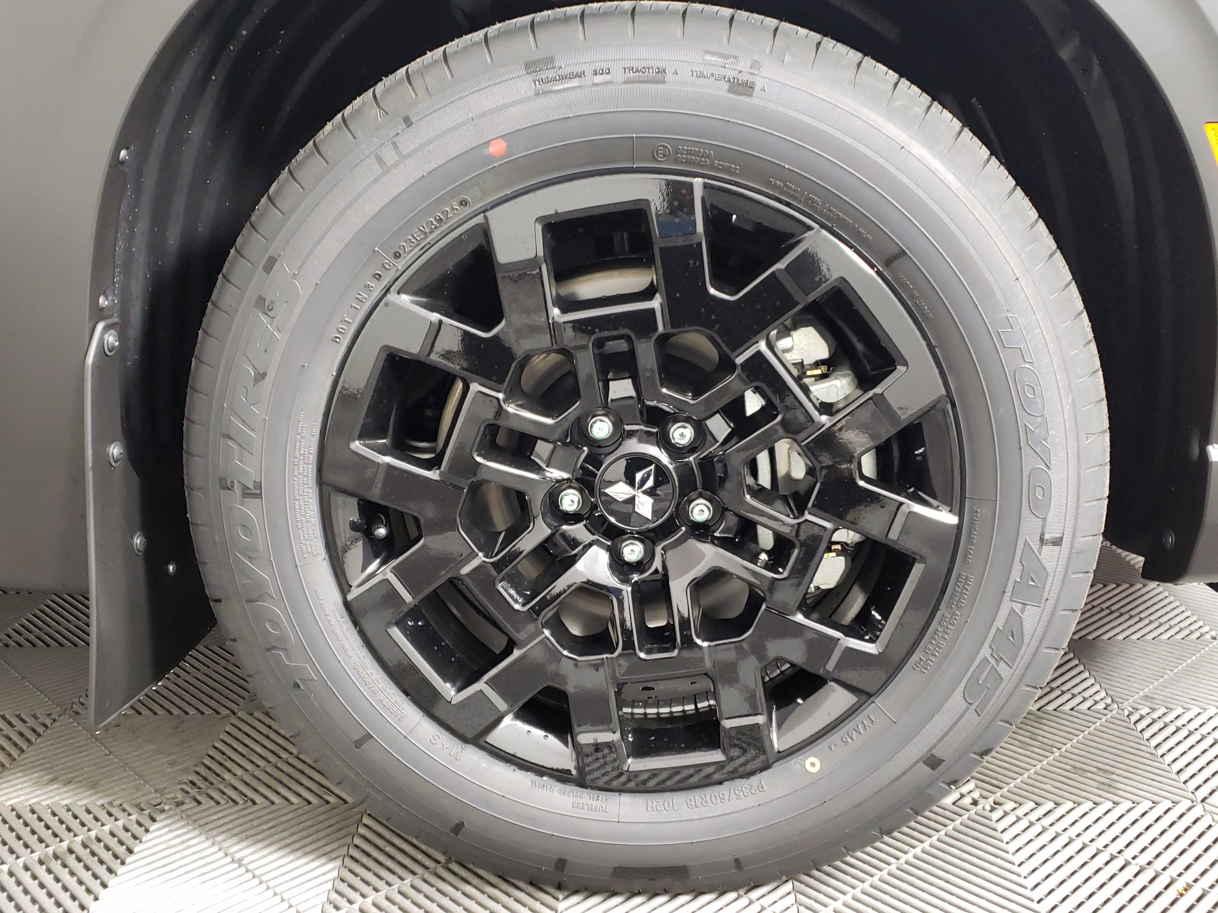 New 2026 Mitsubishi Outlander Trail Edition image 8