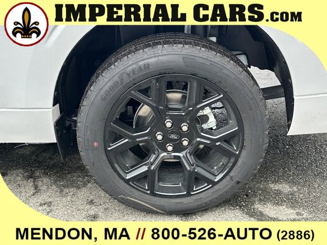 New 2025 Ford Maverick Lobo image 8