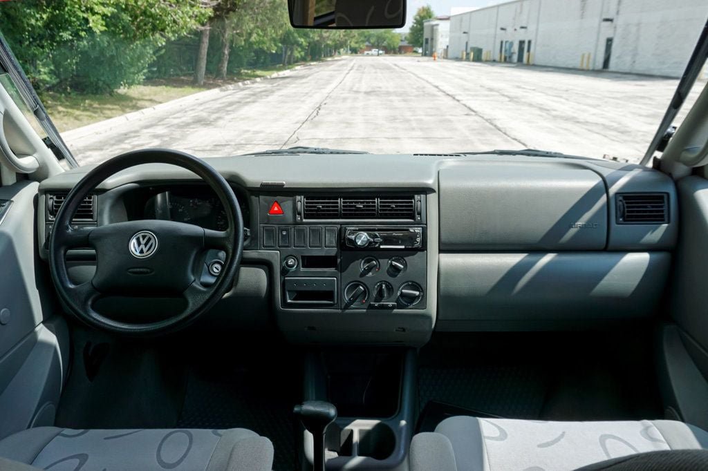Used 2000 Volkswagen Eurovan Camper FWD image 10