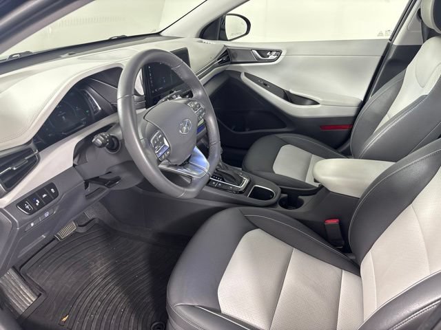 Used 2020 Hyundai Ioniq Limited FWD image 2