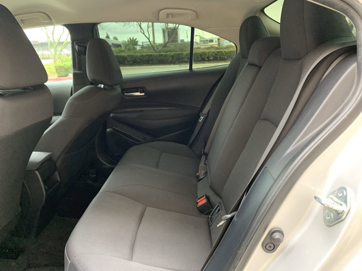 Used 2021 Toyota Corolla LE image 23
