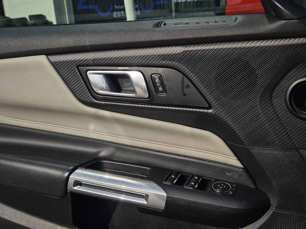 Used 2024 Ford Mustang Premium image 22