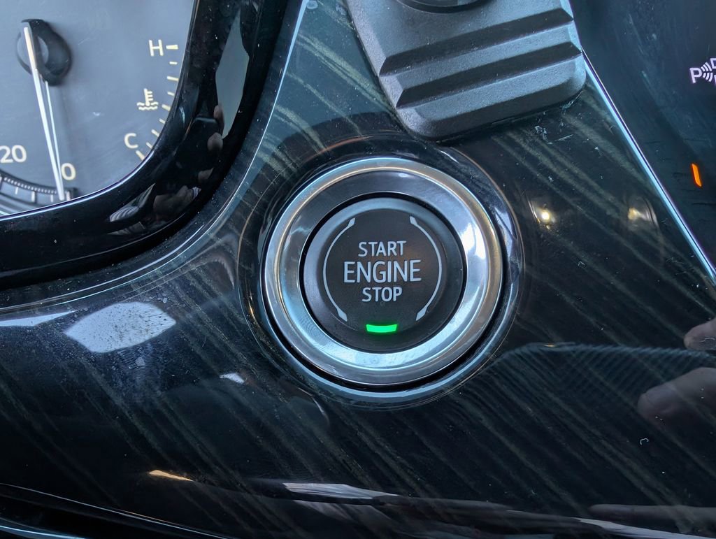 Used 2020 Cadillac XT6 Premium Luxury image 32