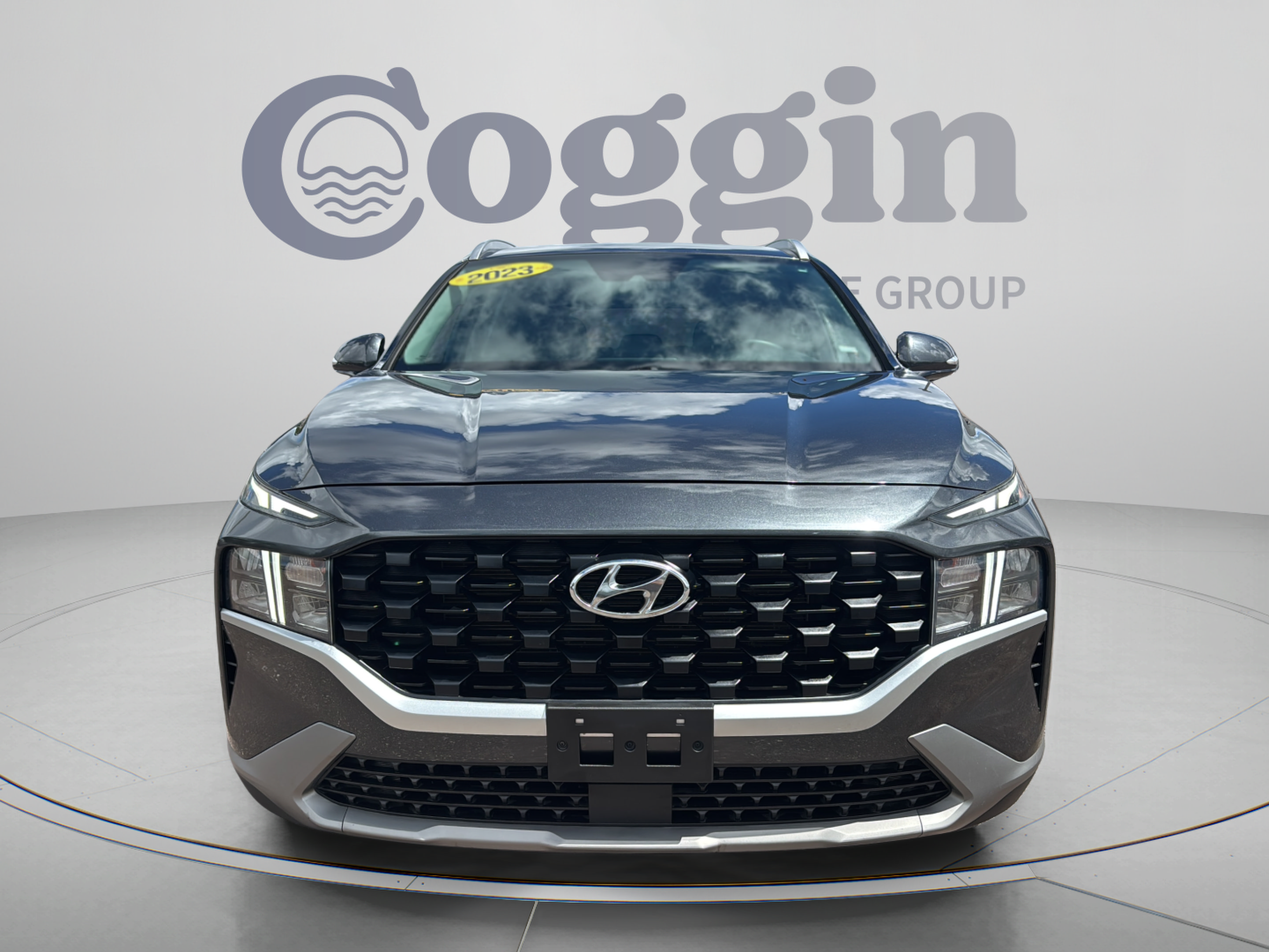 Used 2023 Hyundai Santa Fe SEL FWD image 9