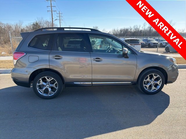 Used 2018 Subaru Forester 2.5i Touring w/ Popular Package #3B image 2