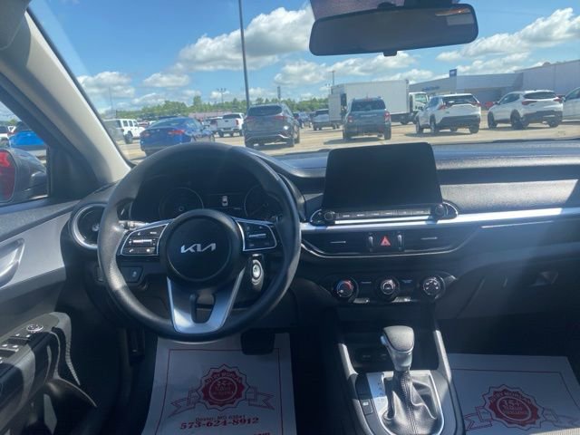 Used 2024 Kia Forte LXS image 19