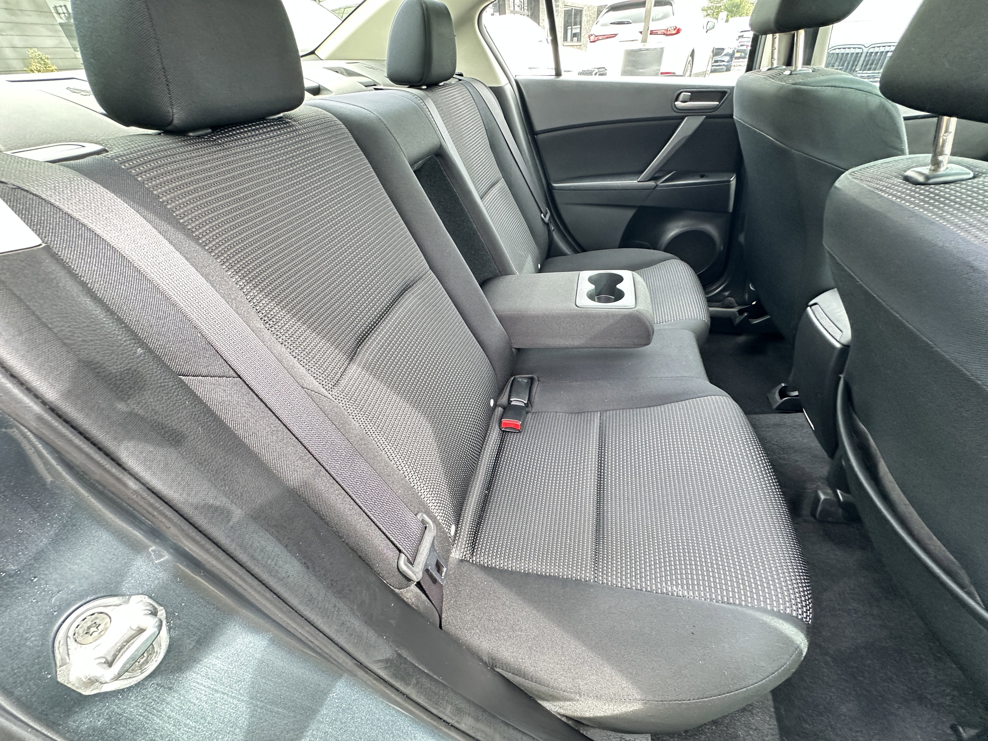 Used 2012 MAZDA MAZDA3 i Touring image 28