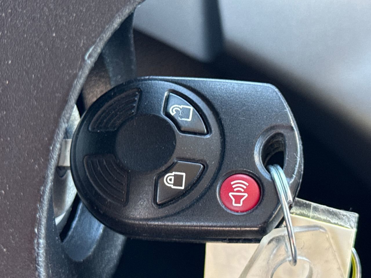 Used 2017 Ford Escape SE image 24