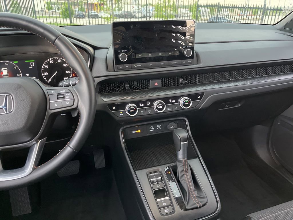 Certified 2025 Honda CR-V Sport image 19