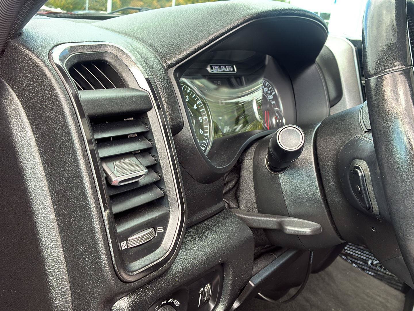 Used 2021 RAM 1500 Big Horn w/ Built-to-serve Edition AWD/4WD image 23
